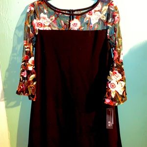 Beautiful Rose Lace Dress🥀